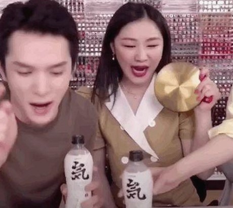 娱乐圈背后的那些秘闻：从热门影视剧到吃瓜文化的演变解读