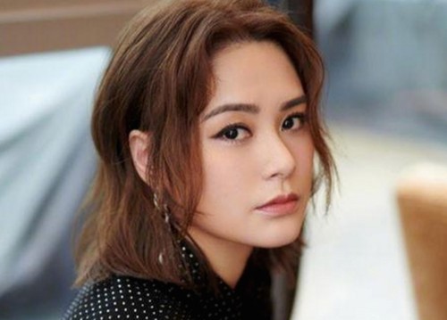 从争议到转变：明星李然的蜕变之路